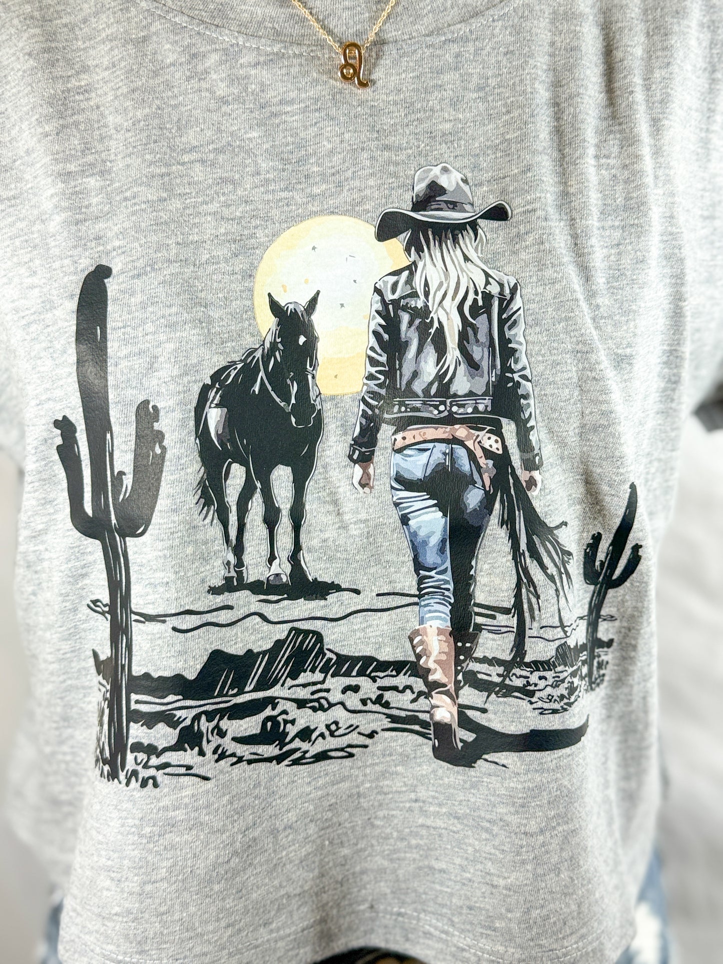 Wild West Cowgirl Cropped Graphic Tee (Light Heather Grey)