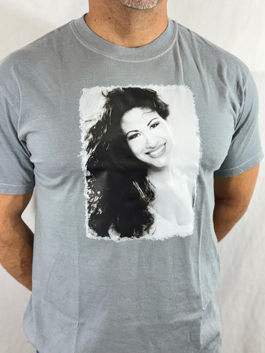 Queen of Tejano Music Comfort Colors Graphic Tee (Gargoyle Grey)