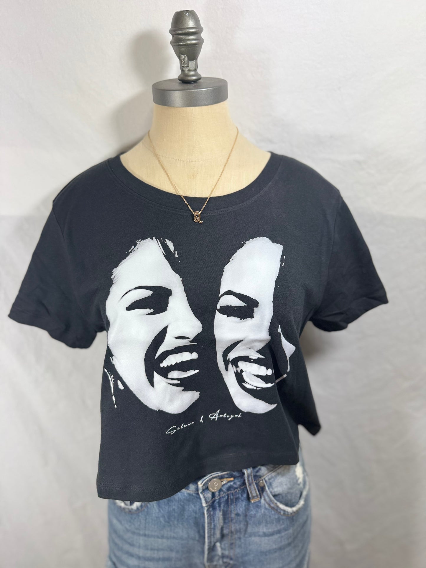 Tejano Meets RNB Royalty Cropped Graphic Tee (Black)