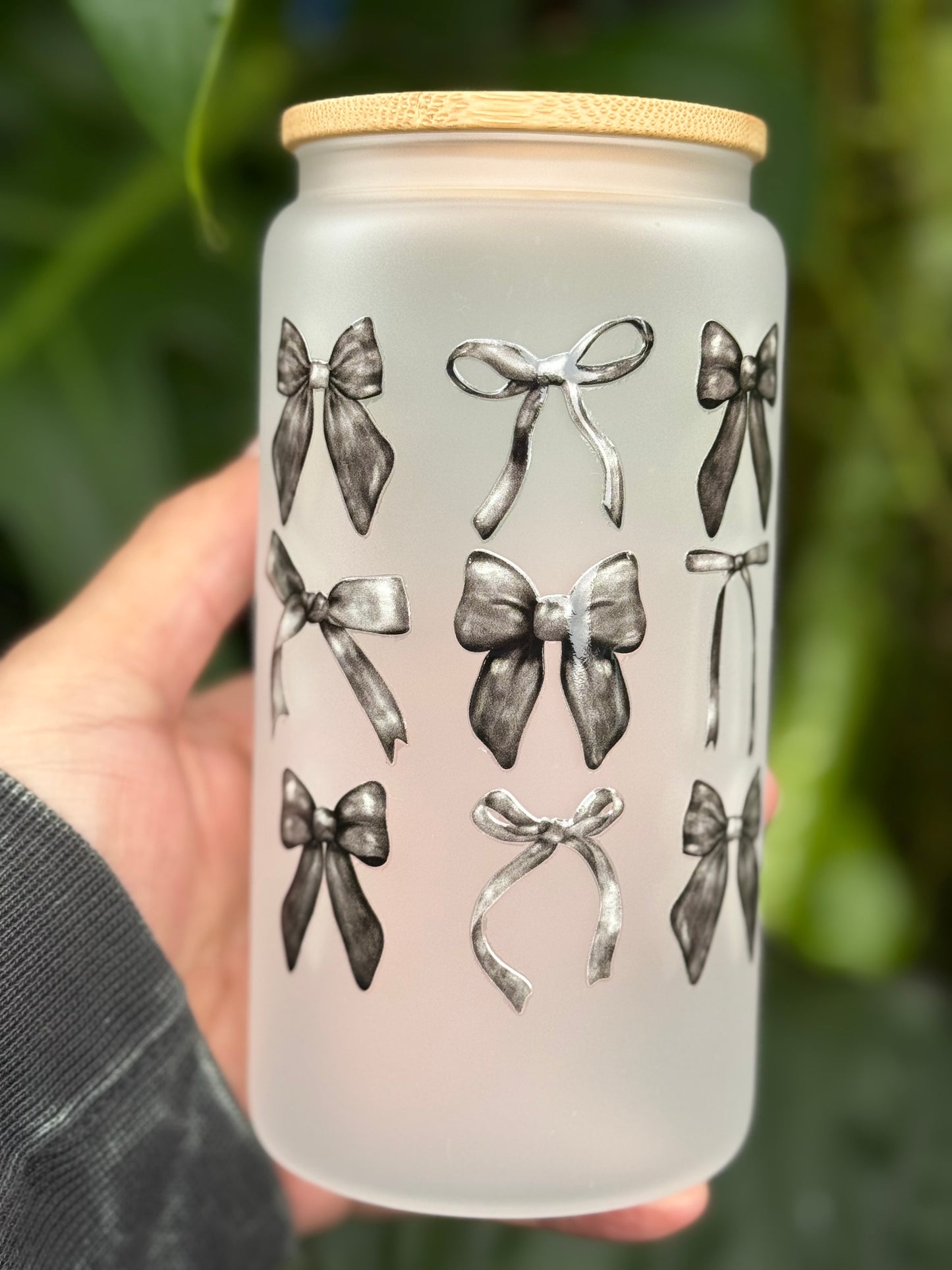 Black Bows Glass Tumbler - 16oz