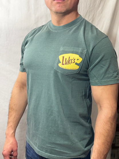 Meet Me At Luke's Comfort Colors Pocket Graphic Tee (Emerald City)